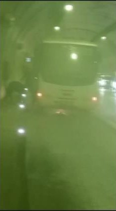 "Kudüs Fatihi Selahaddin Eyyubi" dizisinin figüranlarını taşıyan otobüs alev alev yandı