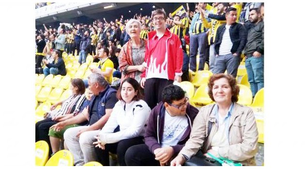 Özel Sporcular Fenerbahçe Maçını İzlediler