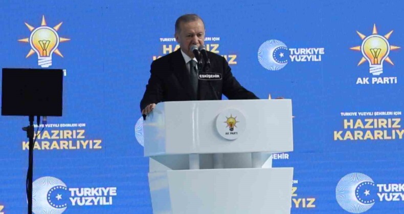 Cumhurbaşkanı Erdoğan: “Kılıçdaroğlu’nun derdi koltuğuna geri dönmek"