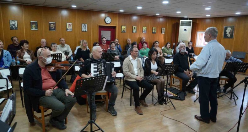 Kosova’nın Kurtuluş Günü’nde konser verecek korodan Samsun’da prova