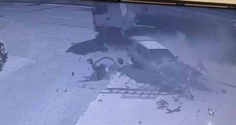 Şanlıurfa’da 1 kişinin öldüğü feci kaza kamerada